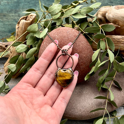 Tiger's Eye Heart Necklace Bronze