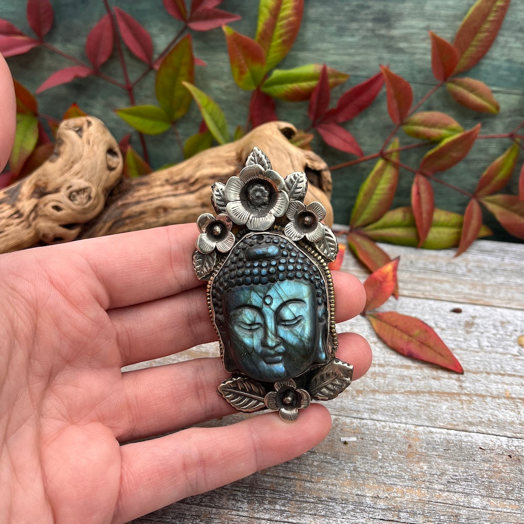 Labradorite Buddha Pendant Tibetan Silver Floral