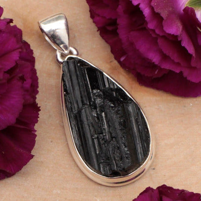 JN2859-Black-Tourmaline-Pendant-Sterling-Silver-G