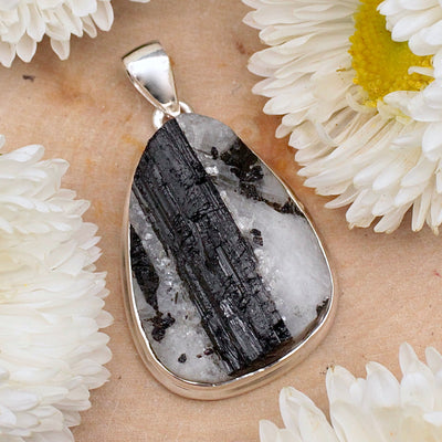 JN2929-Black-Tourmaline-Pendant-Sterling-Silver-I