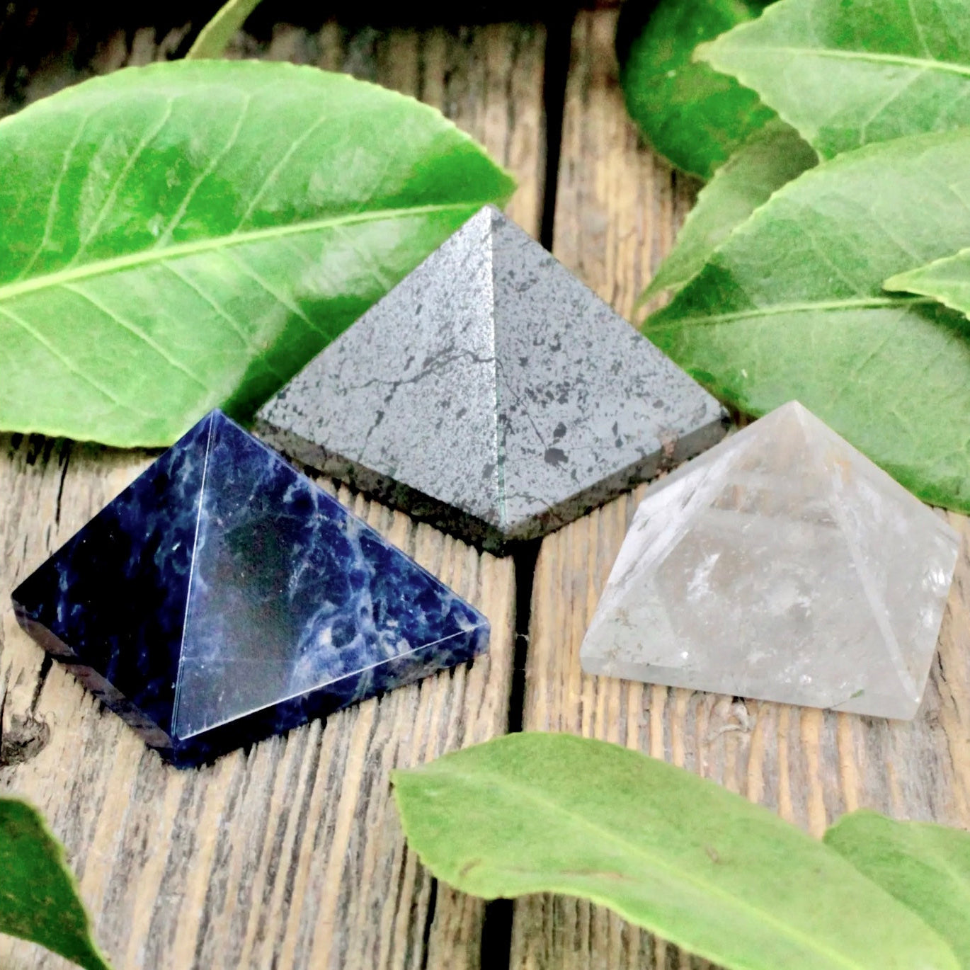 Sodalite Hematite Quartz Mini Pyramid Set