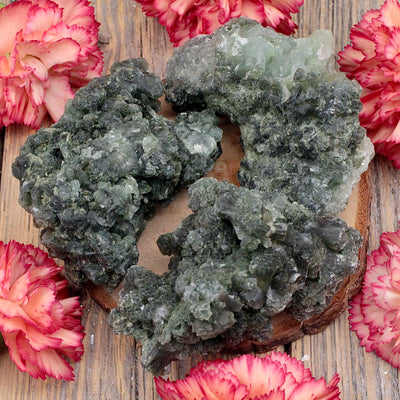 RC10183-Prehnite-Cluster-E