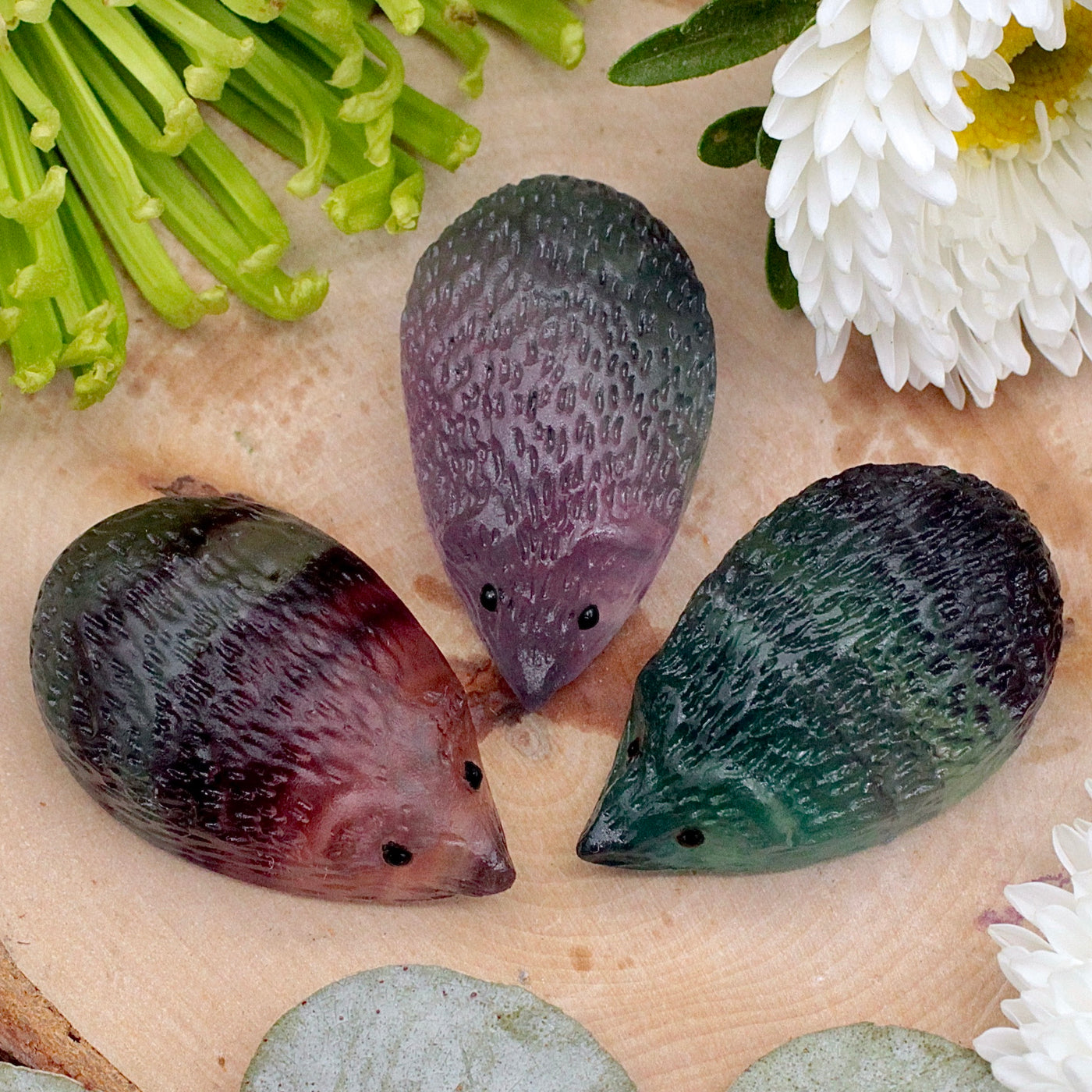 RC10264-Rainbow-Fluorite-Hedgehog