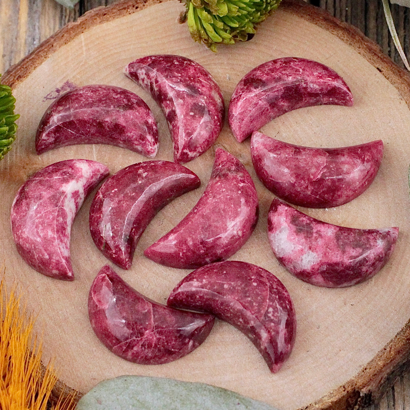 Thulite Crescent Moon cabachon