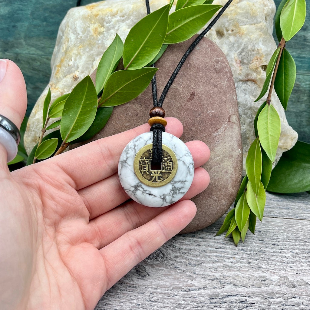Peace Howlite Necklace 40mm hand
