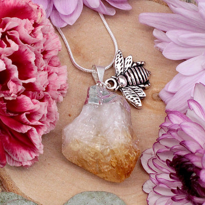 SC1788-Citrine-Rough-Point-Pendant-with-Bee-Charm-1