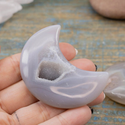 Druzy Agate Moon hand