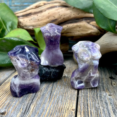 Chevron Amethyst Female Carving